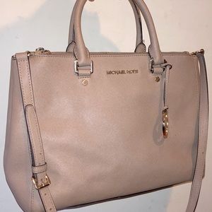 Michael Kors Tote Tan and Gold